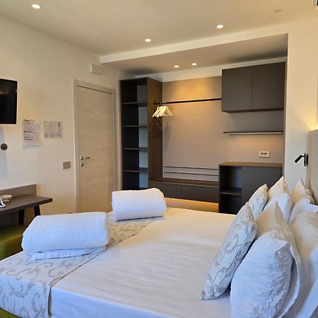 Hotel Pace Brenzone sul Garda Exterior foto