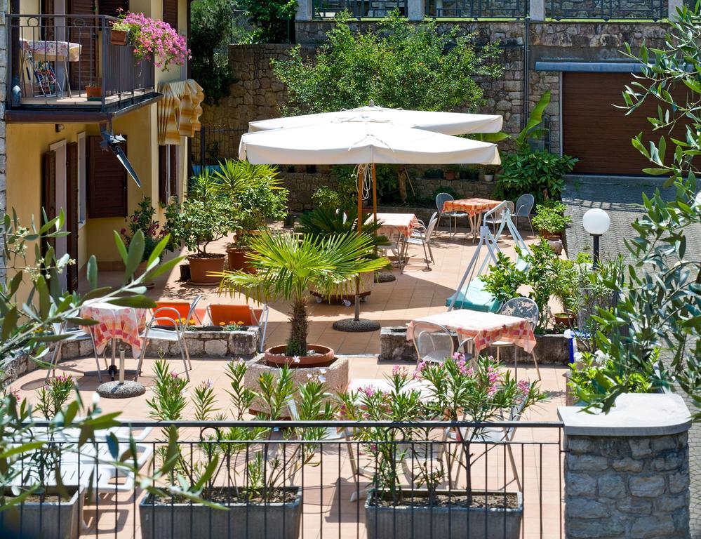 Hotel Pace Brenzone sul Garda Exterior foto